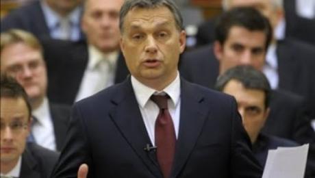 Dr. Orbán Viktort a homogének gyalázzák…