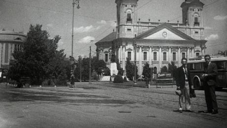 Orosz vöröskeresztes álruhában járó bolsevista kémnőt fogott el a debreceni rendőrség